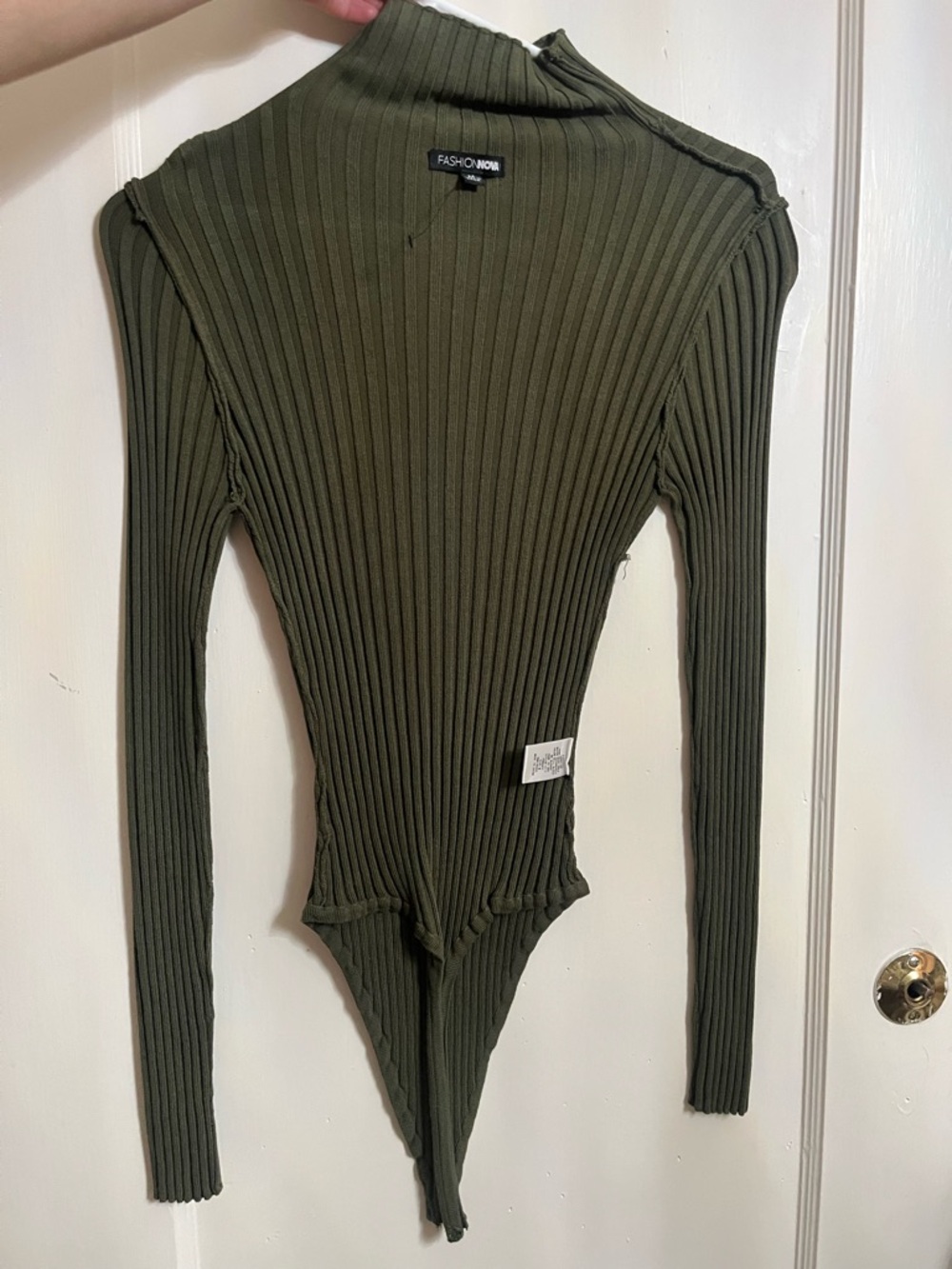 Fashion nova bodysuit - Picture 3 of 4